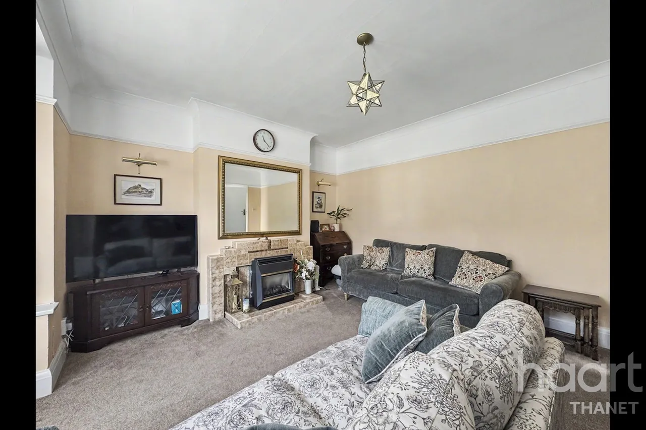 Tivoli Park Avenue, Margate, CT9, photo 5