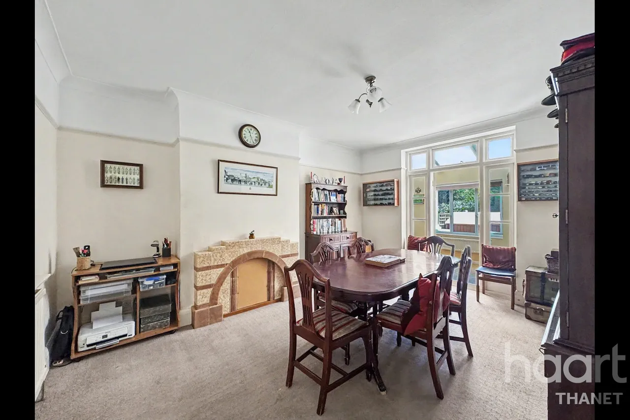 Tivoli Park Avenue, Margate, CT9, photo 8