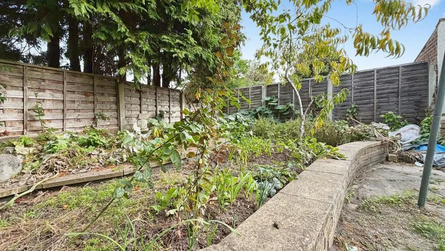 Ainger Close, Aldershot, GU12, photo 19