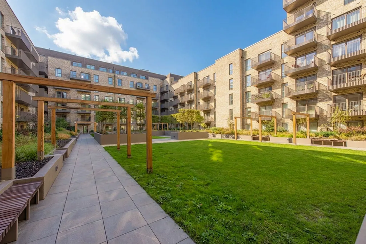 Flat 45, Delfino House, London, photo 9