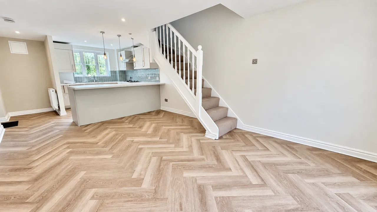Petrel Close, Stockport, SK3, photo 14