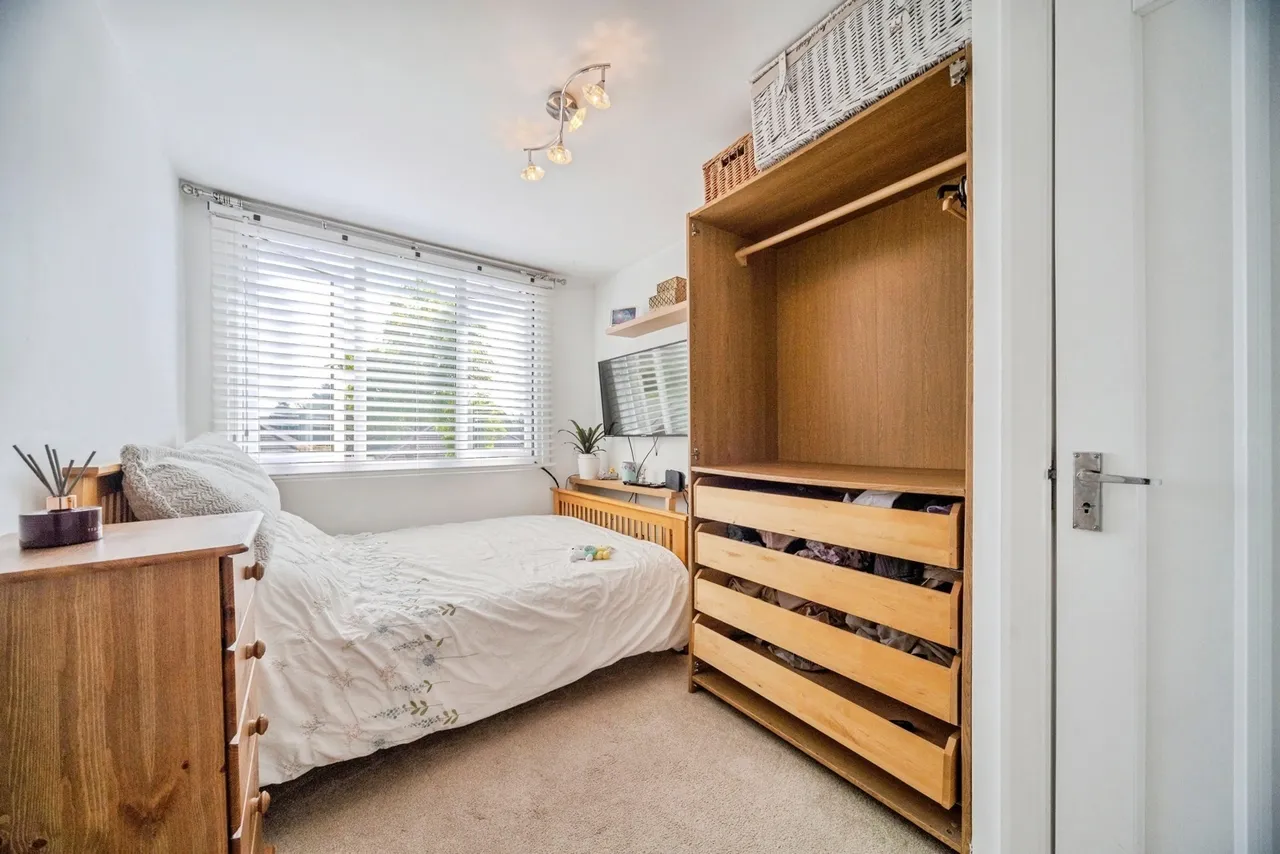 Milton Grove, Bletchley, MK3, photo 8