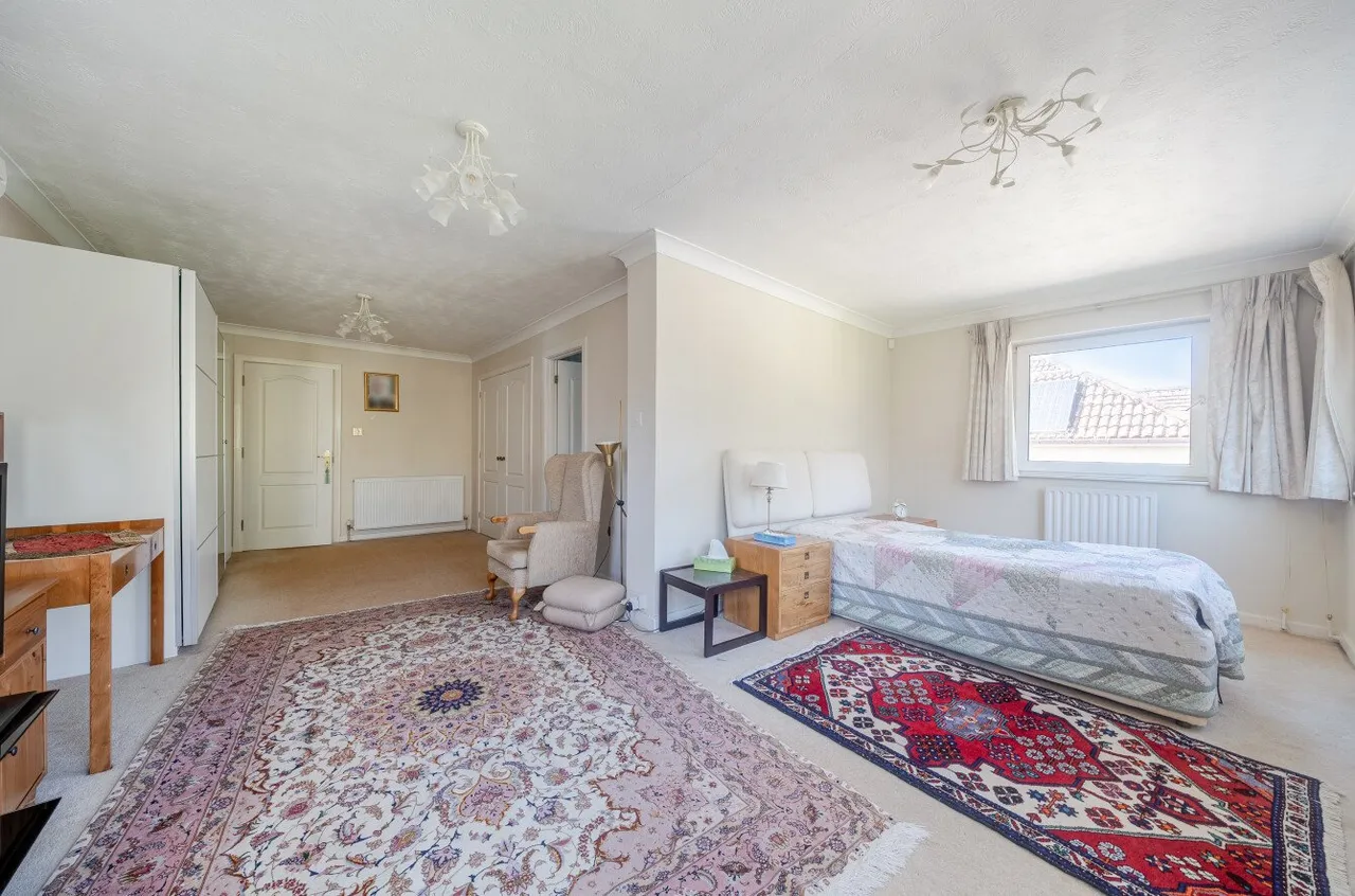 Bassett Heath Avenue, Southampton, SO16, photo 9