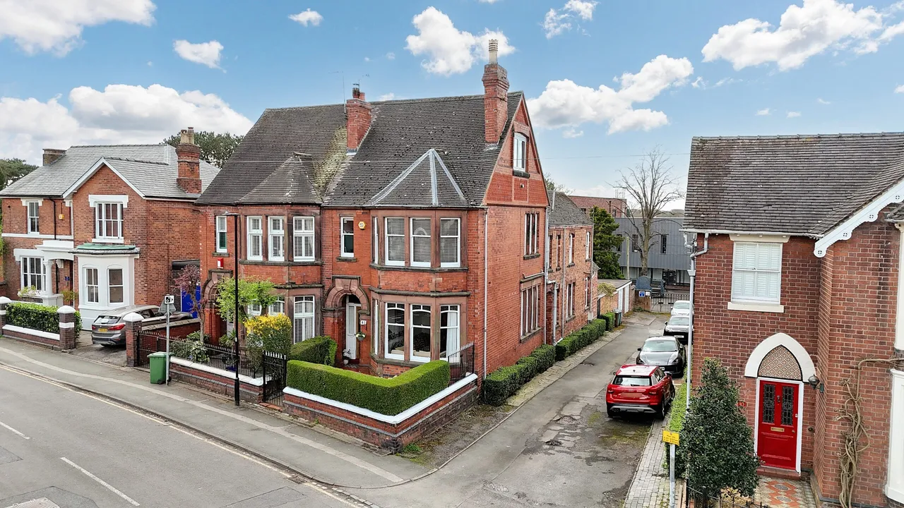 5 bed house for sale, Station Road, Stone, ST15
