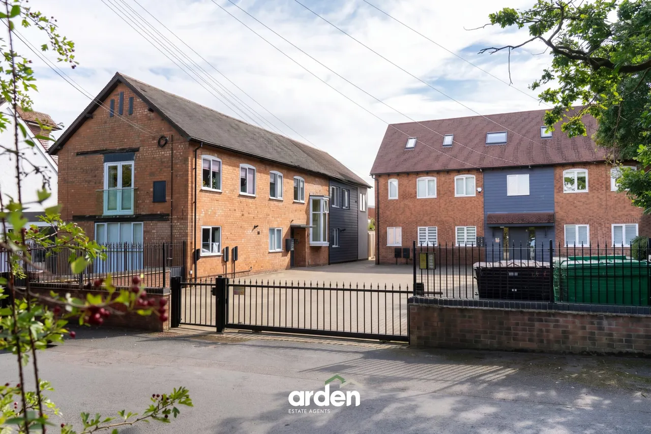 1 bed flat for sale, Old Rectory Lane, Alvechurch, B48