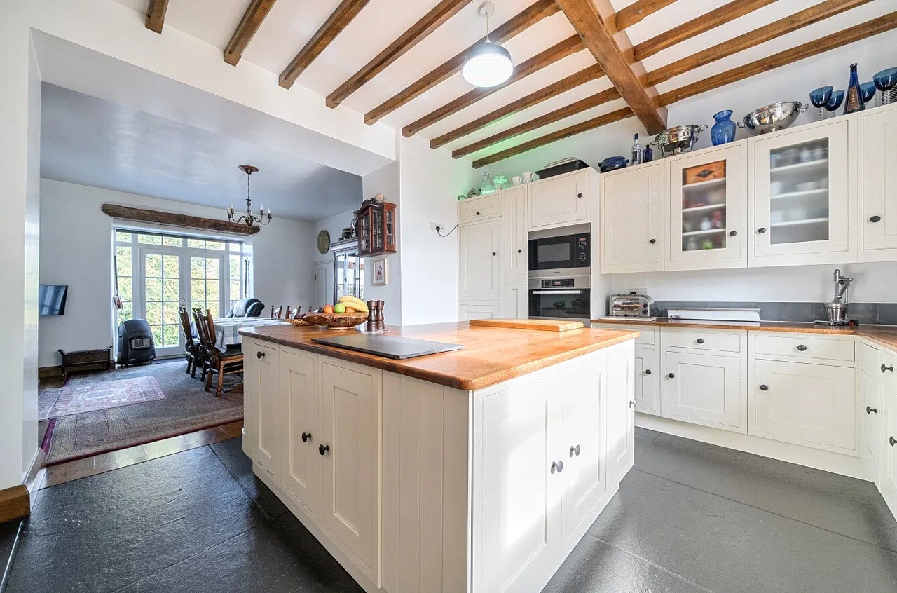 Howey, Llandrindod Wells, LD1, photo 13