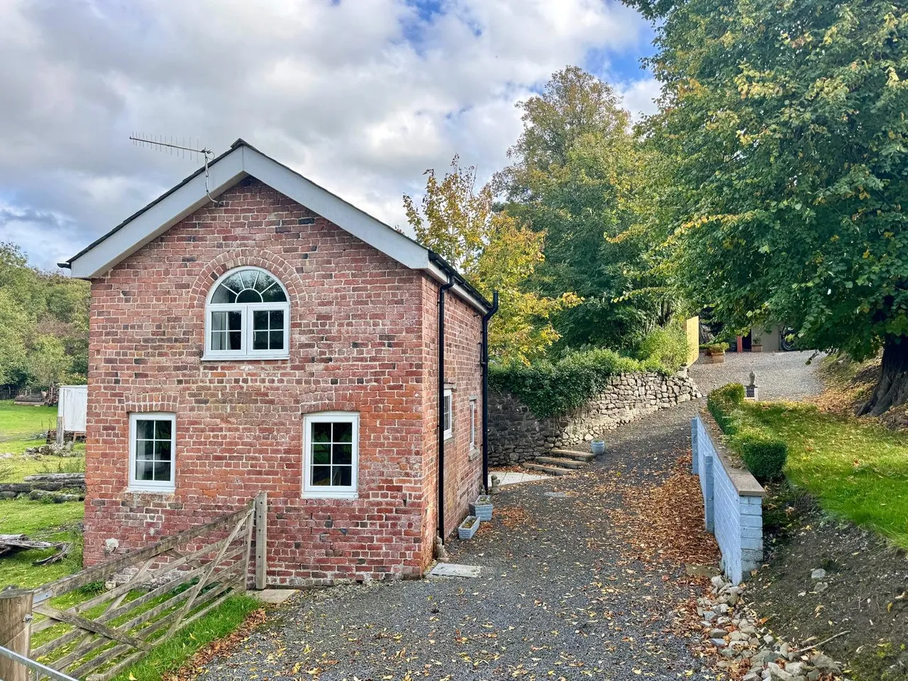 Howey, Llandrindod Wells, LD1, photo 37