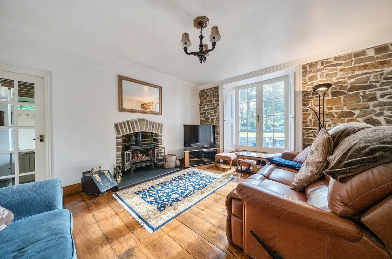 Howey, Llandrindod Wells, LD1, photo 7