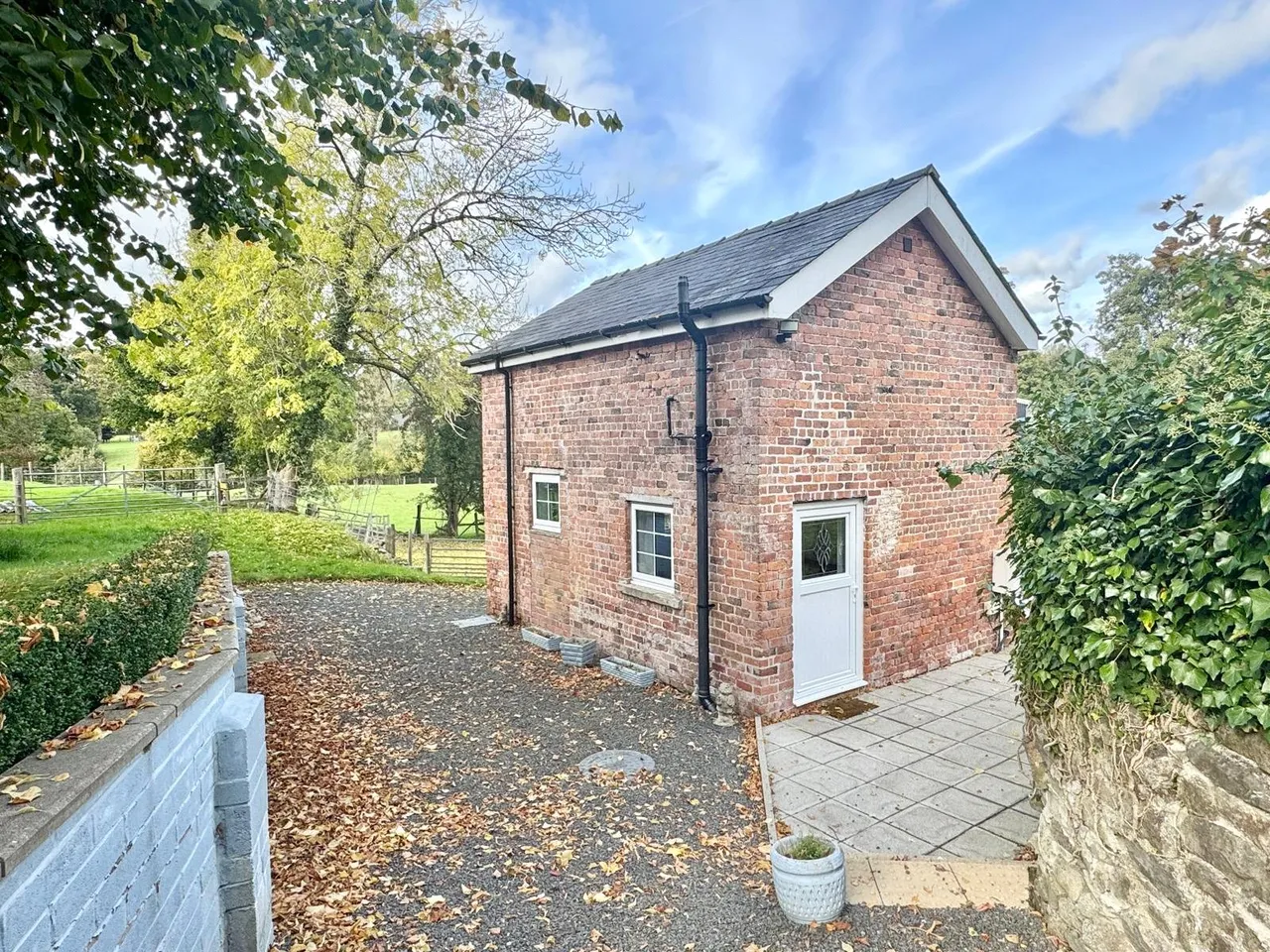 Howey, Llandrindod Wells, LD1, photo 36