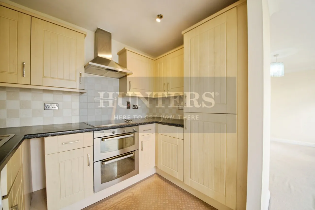 2 bed flat for sale, Magdalene Gardens, London, N20