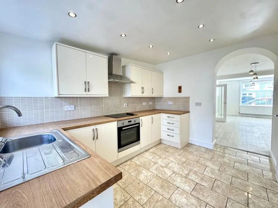 South Terrace, Cefn Coed, CF48, photo 3