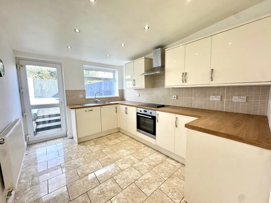 South Terrace, Cefn Coed, CF48, photo 4