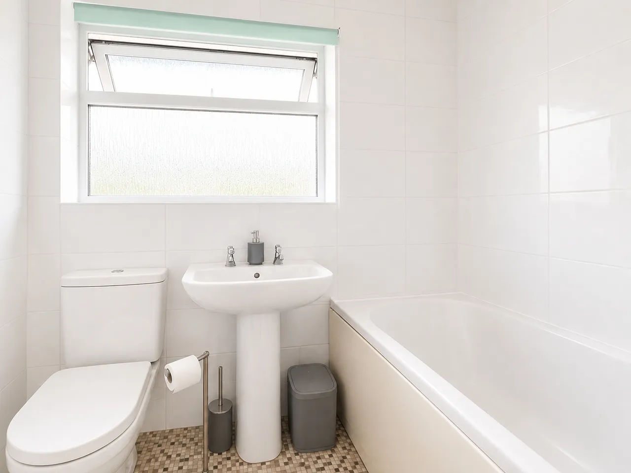 Swaby Close, Lincoln, LN2, photo 8