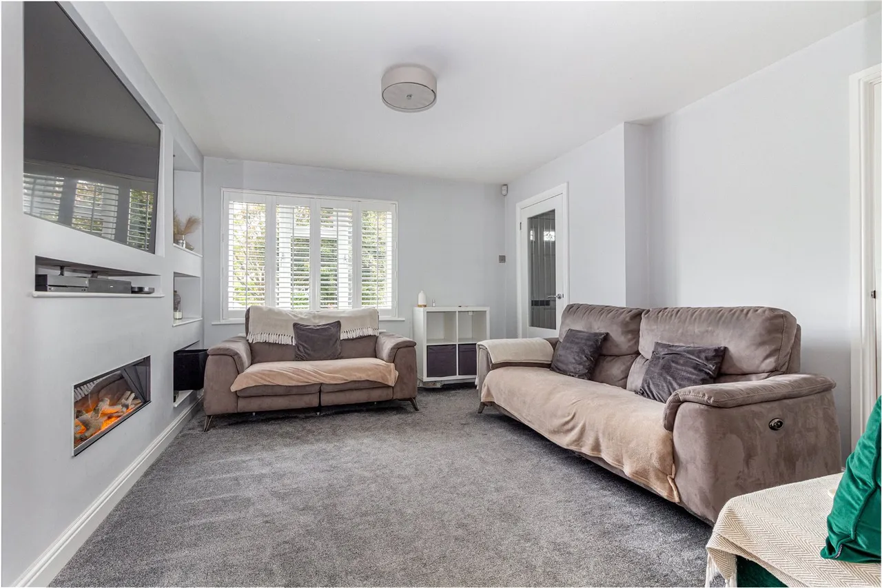Kingham Close, Winyates Green, Worcestershire, Redditch, B98 0SA, photo 6