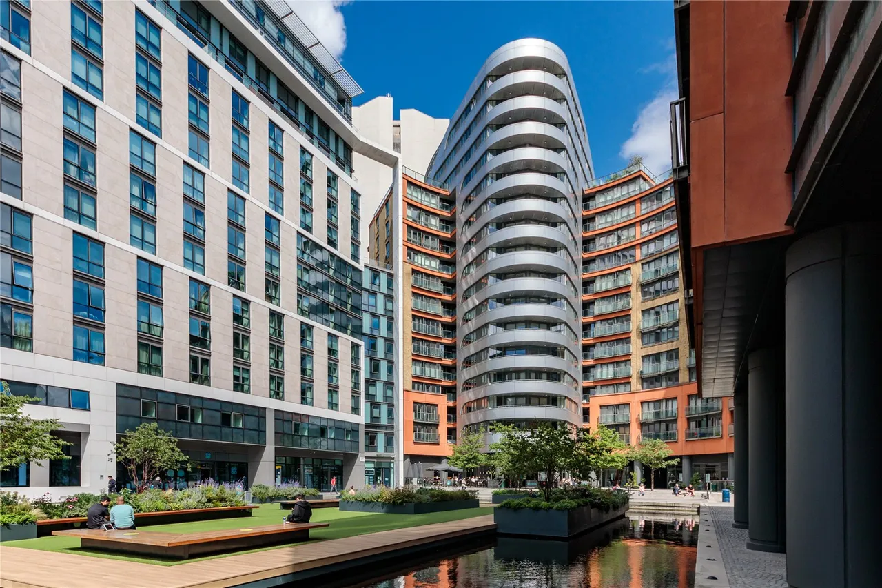 South Wharf Road, London, W2, photo 2