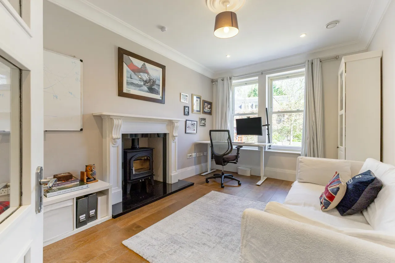 Waterloo Road, Crowthorne, RG45, photo 11
