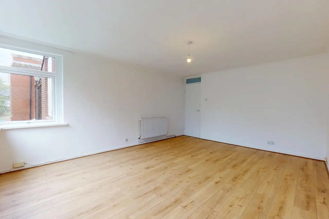Delbury Court, Deercote, Telford TF3 2BS, photo 5