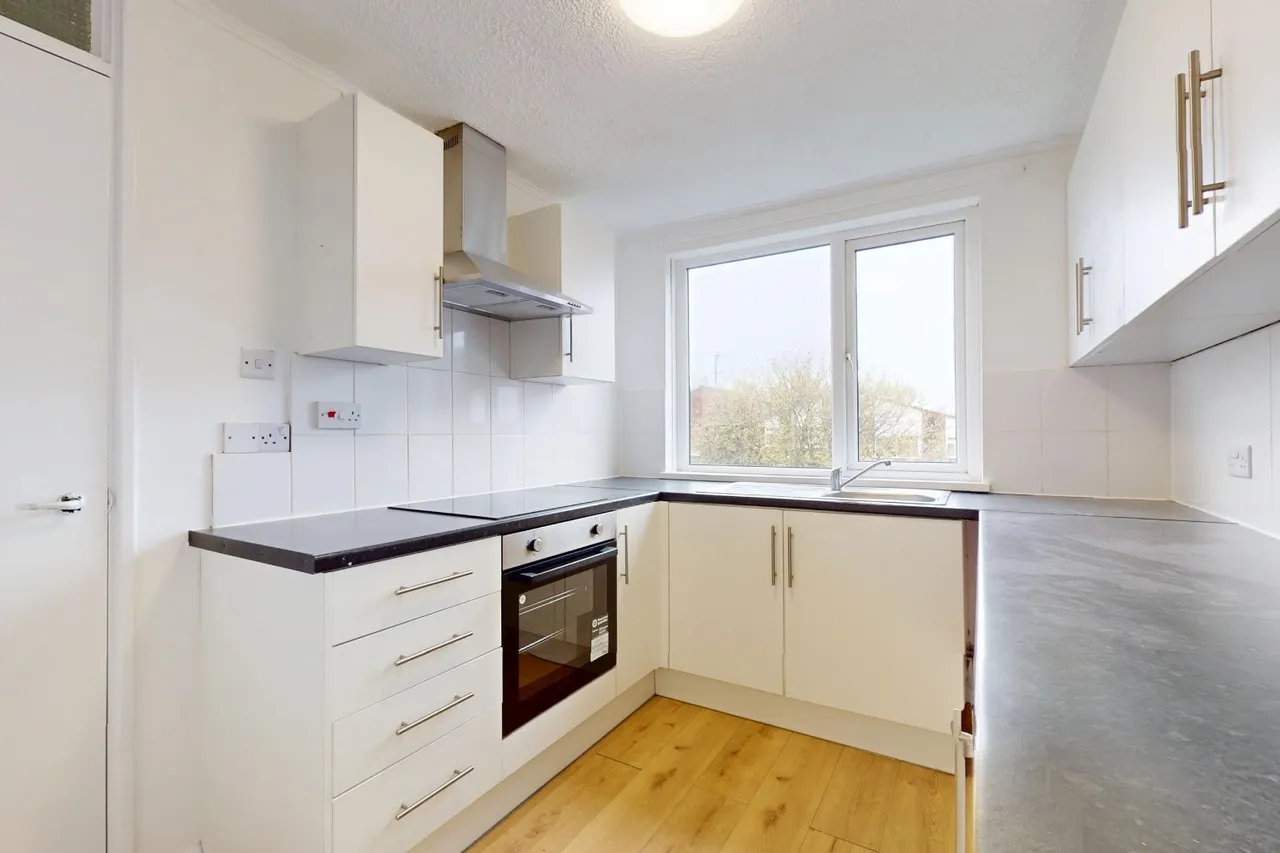 Delbury Court, Deercote, Telford TF3 2BS, photo 3