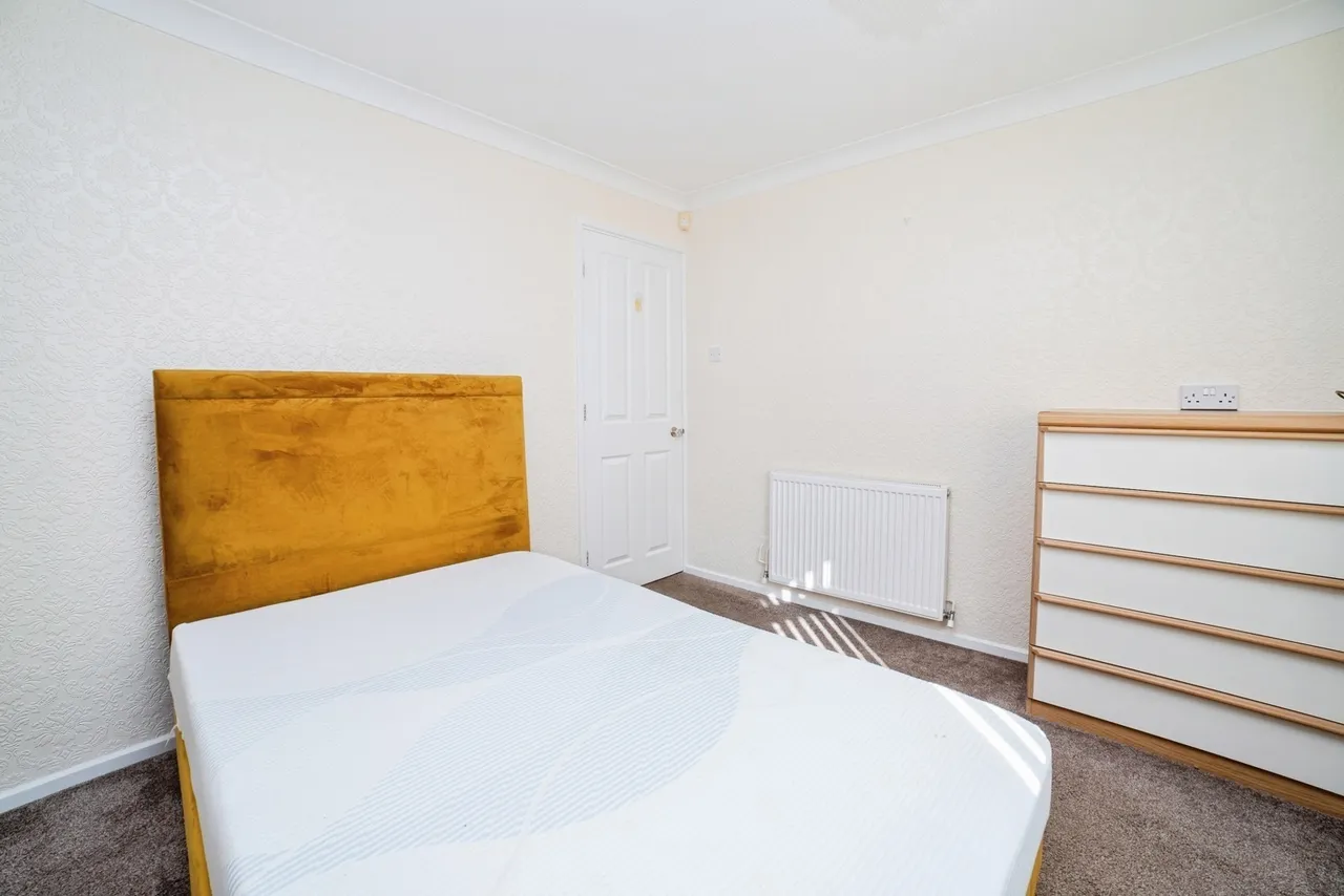 Kingfield Close, Rainworth, Mansfield, Nottinghamshire, NG21, photo 14