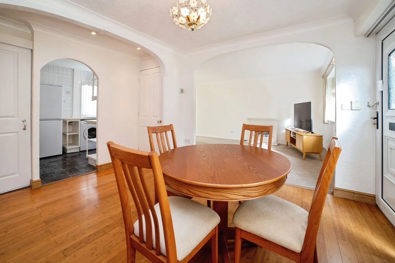 Kingfield Close, Rainworth, Mansfield, Nottinghamshire, NG21, photo 9