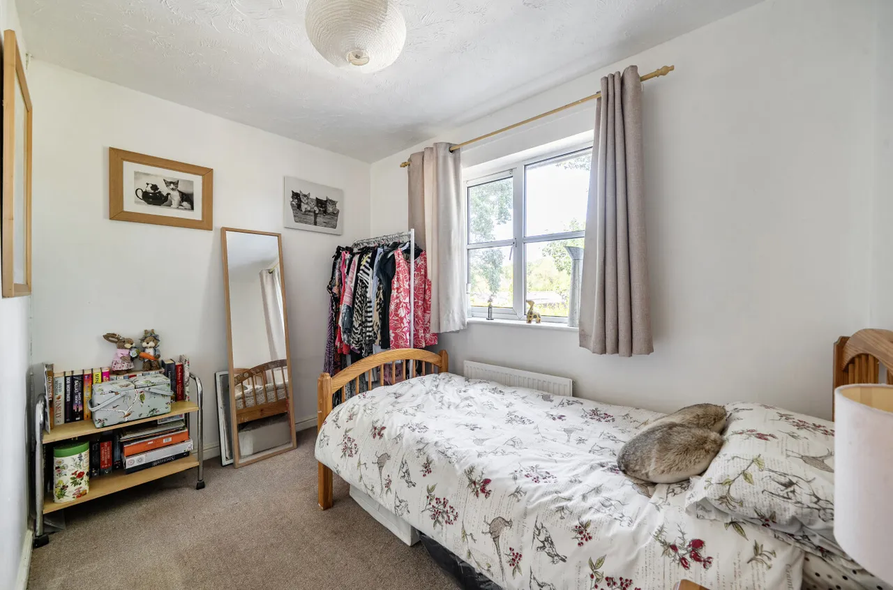 Hazel Close, Colden Common, SO21, photo 7