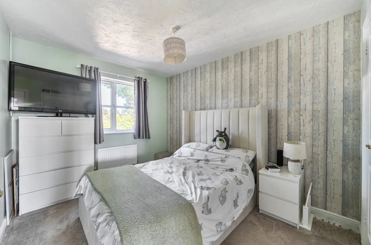 Hazel Close, Colden Common, SO21, photo 5