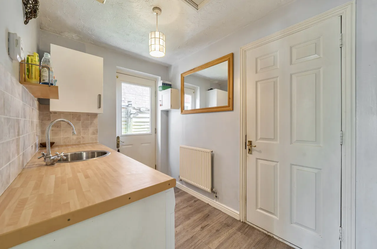 Hazel Close, Colden Common, SO21, photo 12