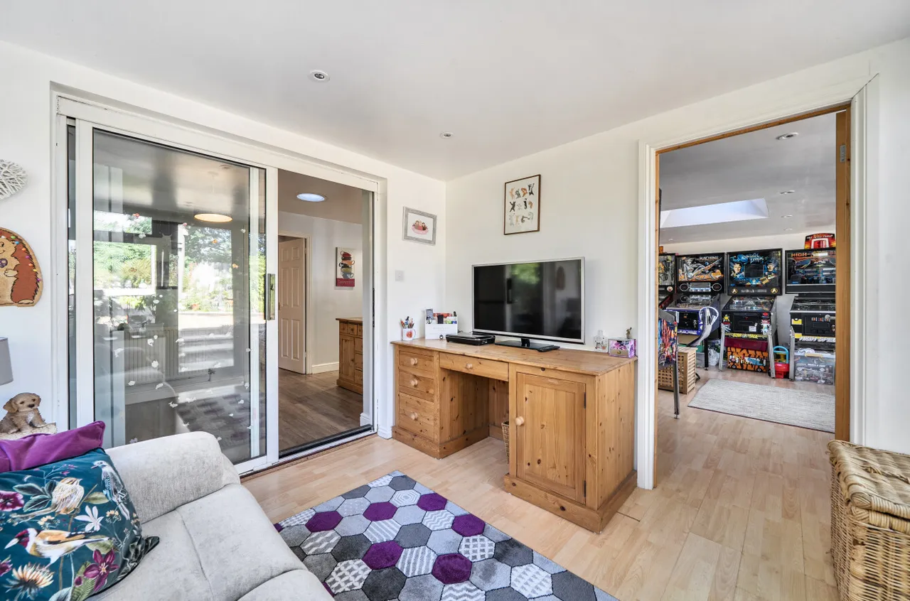 Hazel Close, Colden Common, SO21, photo 13