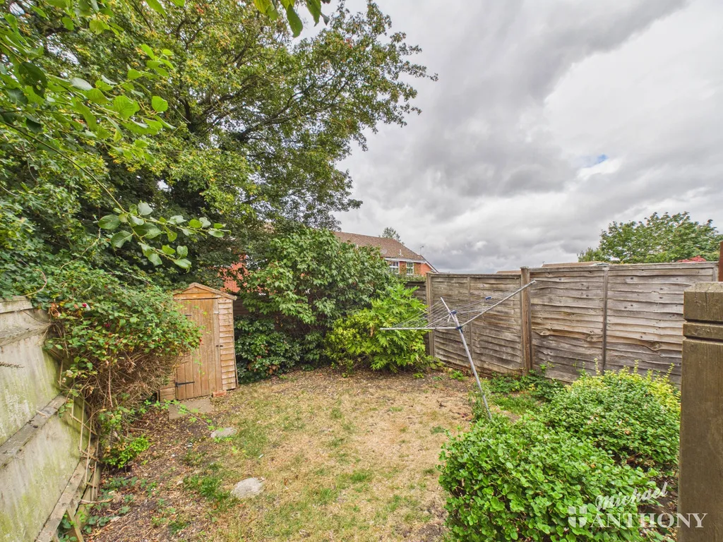 Edward Close, Aylesbury, HP21 9YQ, photo 3