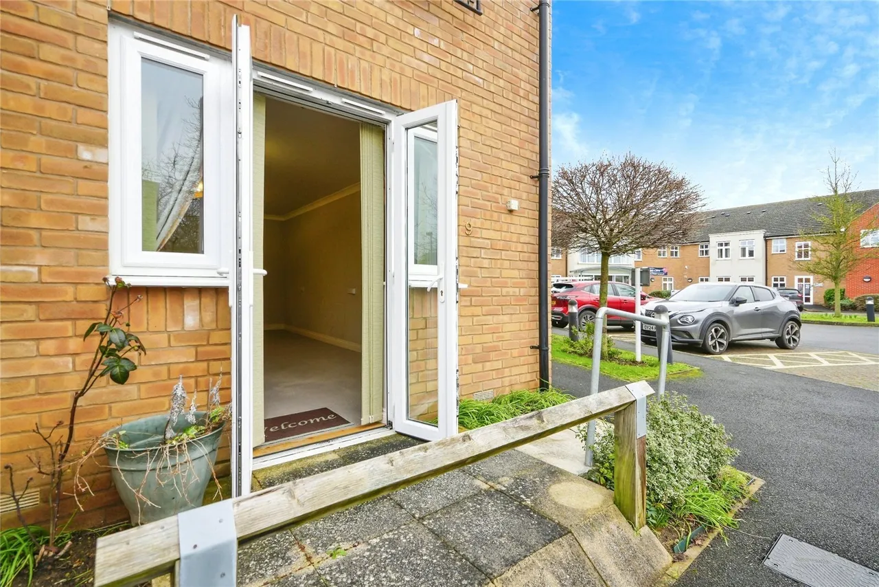 Coach House Mews, Bicester, Oxfordshire, OX26, photo 4