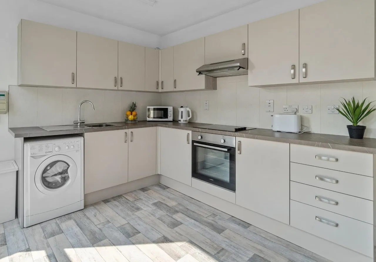 Queen Anne Terrace, Plymouth, photo 6