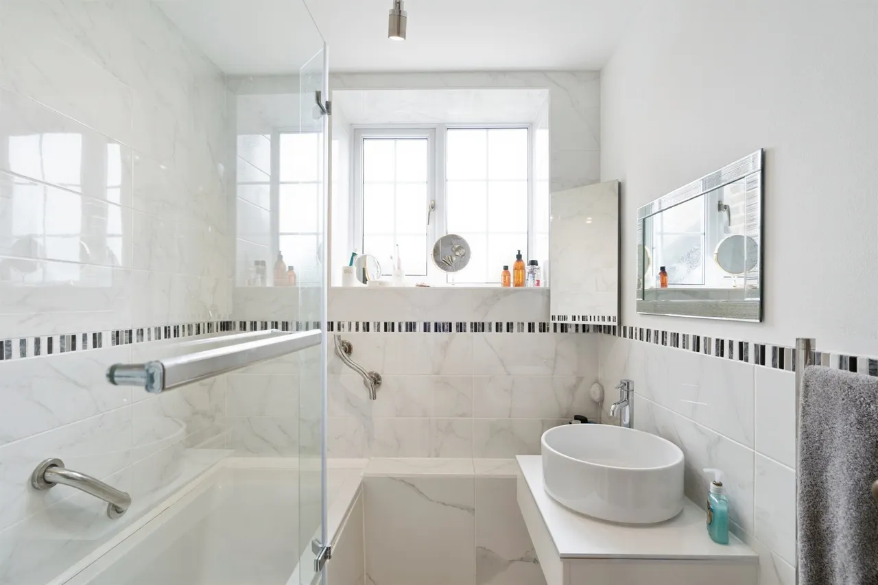Boundary Road, Worthing, BN11, photo 14