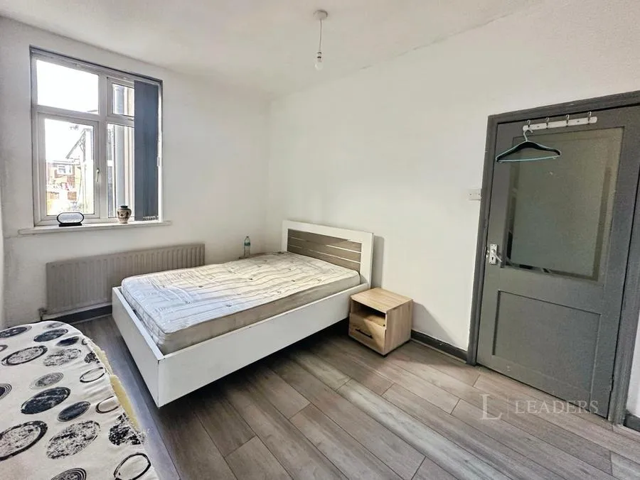 Avondale Road, Luton, LU1, photo 11