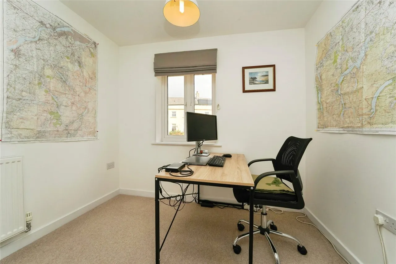 Burroughs Close, Brockworth, Gloucester, Gloucestershire, GL3, photo 15