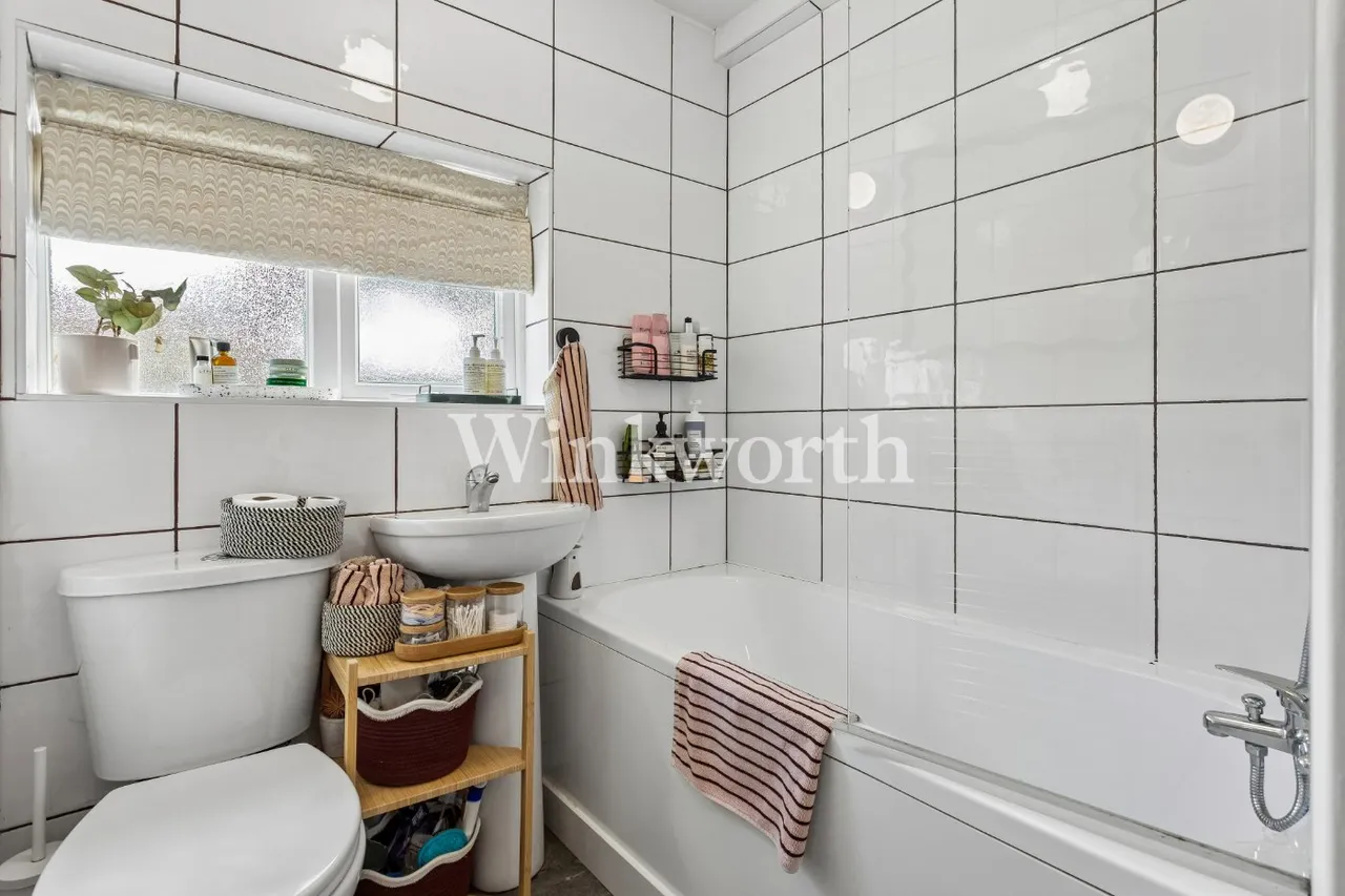 Grove Park Road, London, N15, photo 12