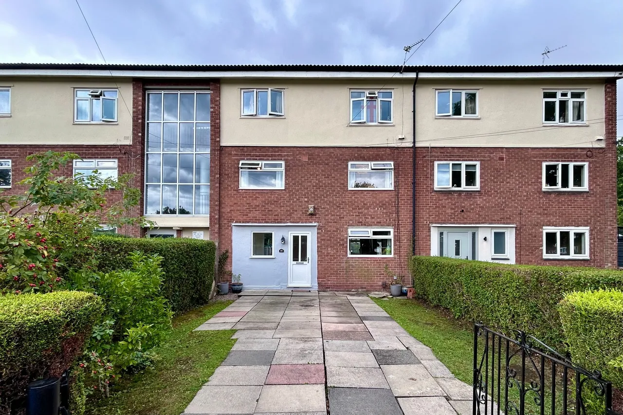 Outwood Road, Cheadle, photo 12