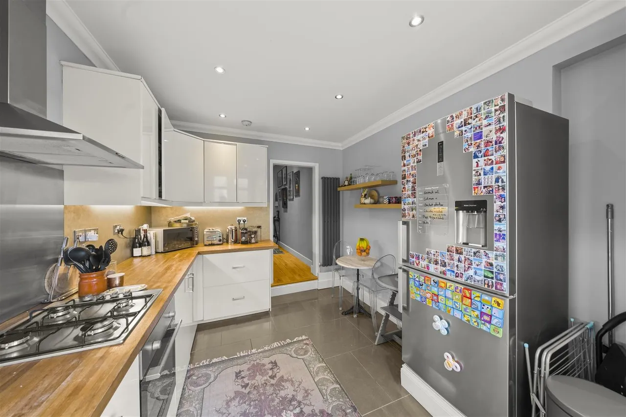 Shoot Up Hill, London NW2 3QA, photo 9