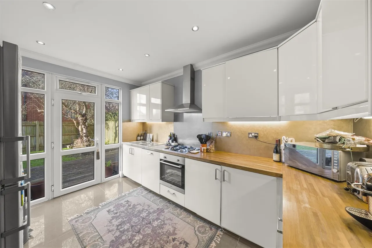 Shoot Up Hill, London NW2 3QA, photo 6