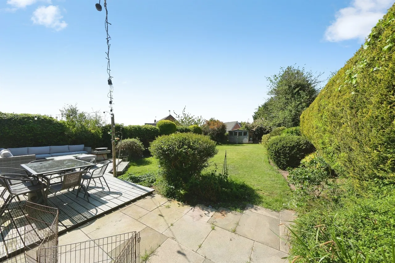 Kings Mills Lane, Weston-On-Trent, DE72, photo 26