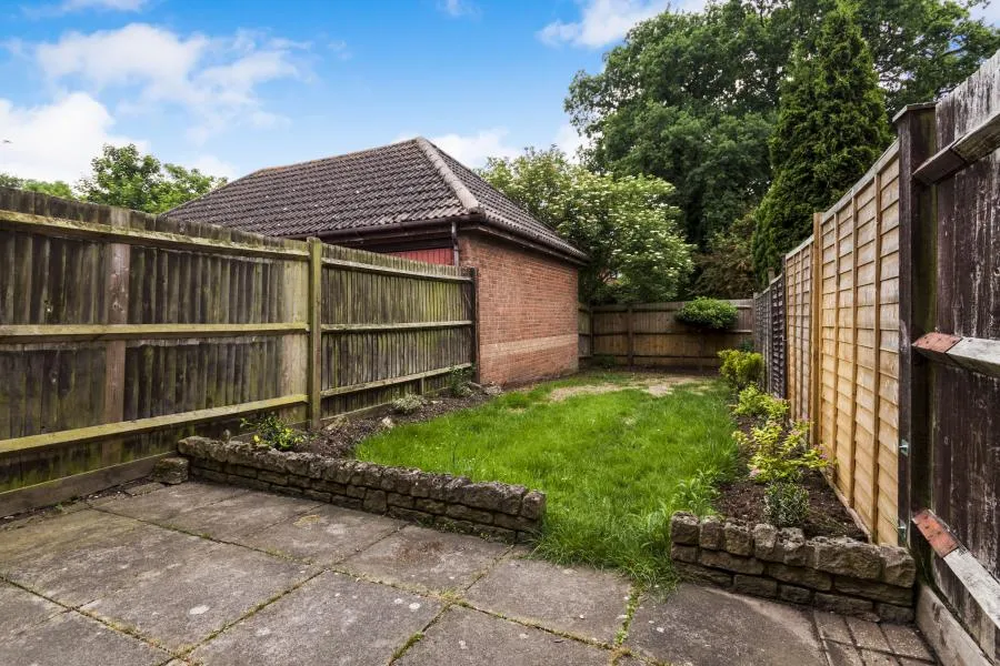 Oasthouse Drive, Fleet, GU51, photo 8