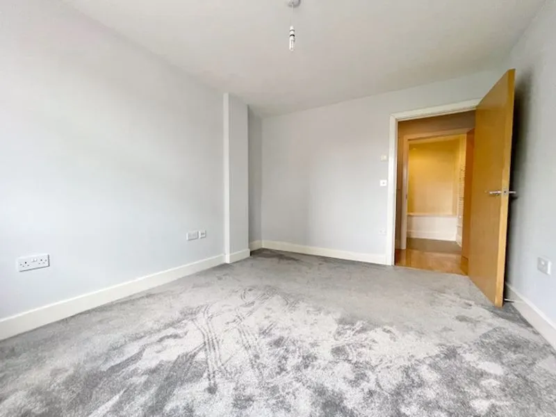 Long Lane, Clay Court, London SE1 4PB, photo 8
