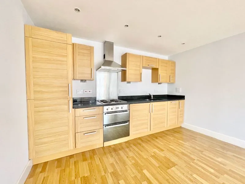 Long Lane, Clay Court, London SE1 4PB, photo 2