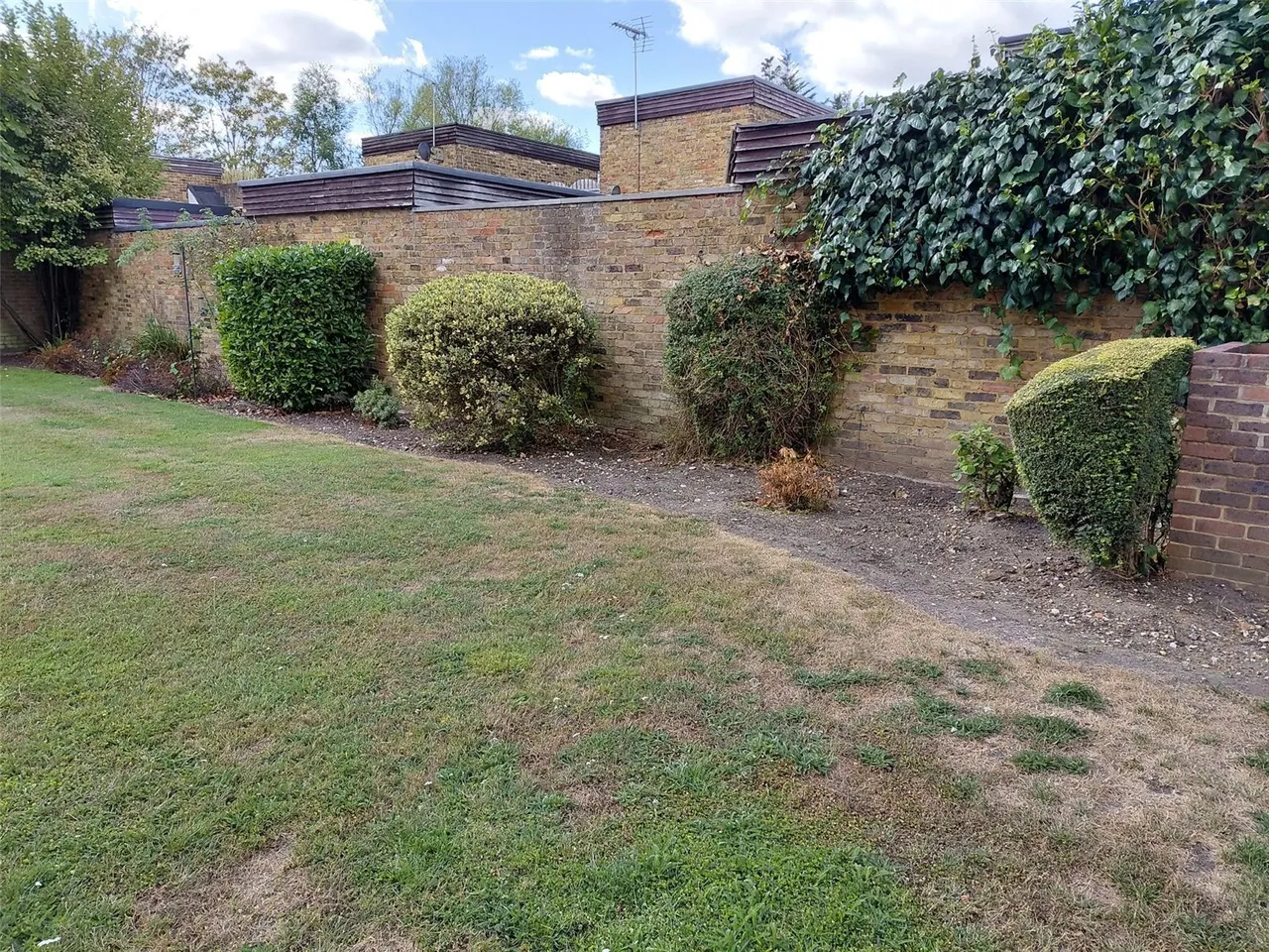 Linden Grove, New Malden, KT3, photo 9