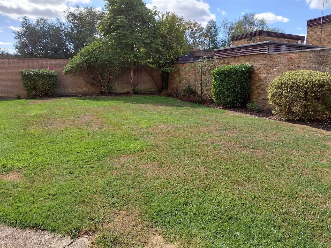 Linden Grove, New Malden, KT3, photo 4