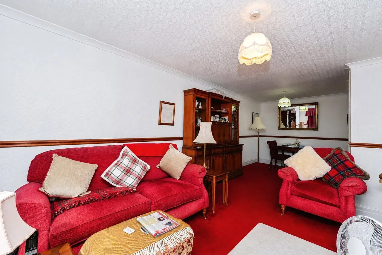 1 bed flat for sale, Linden Grove, New Malden, KT3