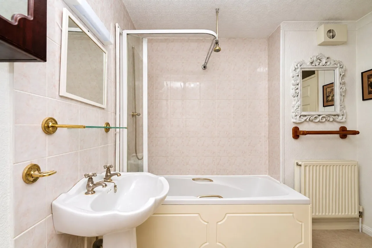 Linden Grove, New Malden, KT3, photo 12
