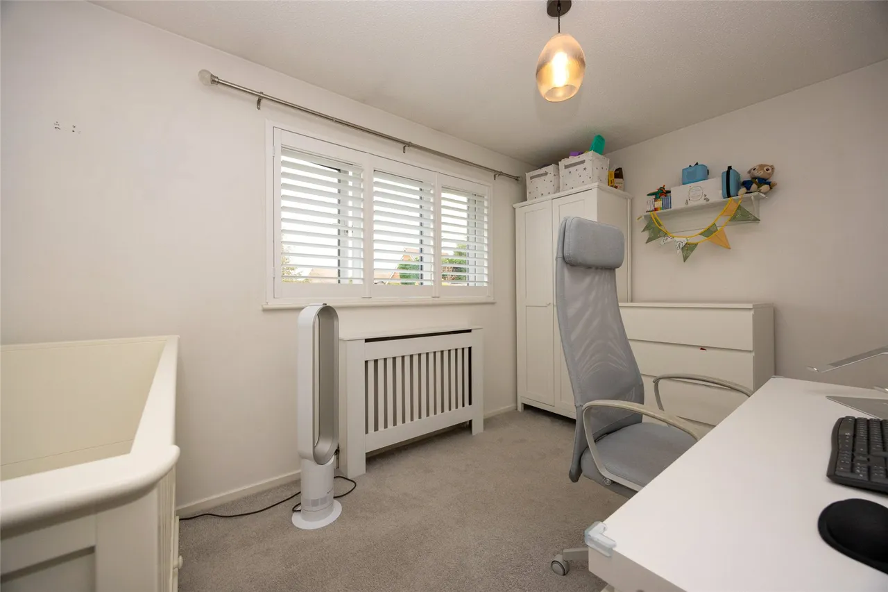 Speedwell Close, Guildford, GU4, photo 9