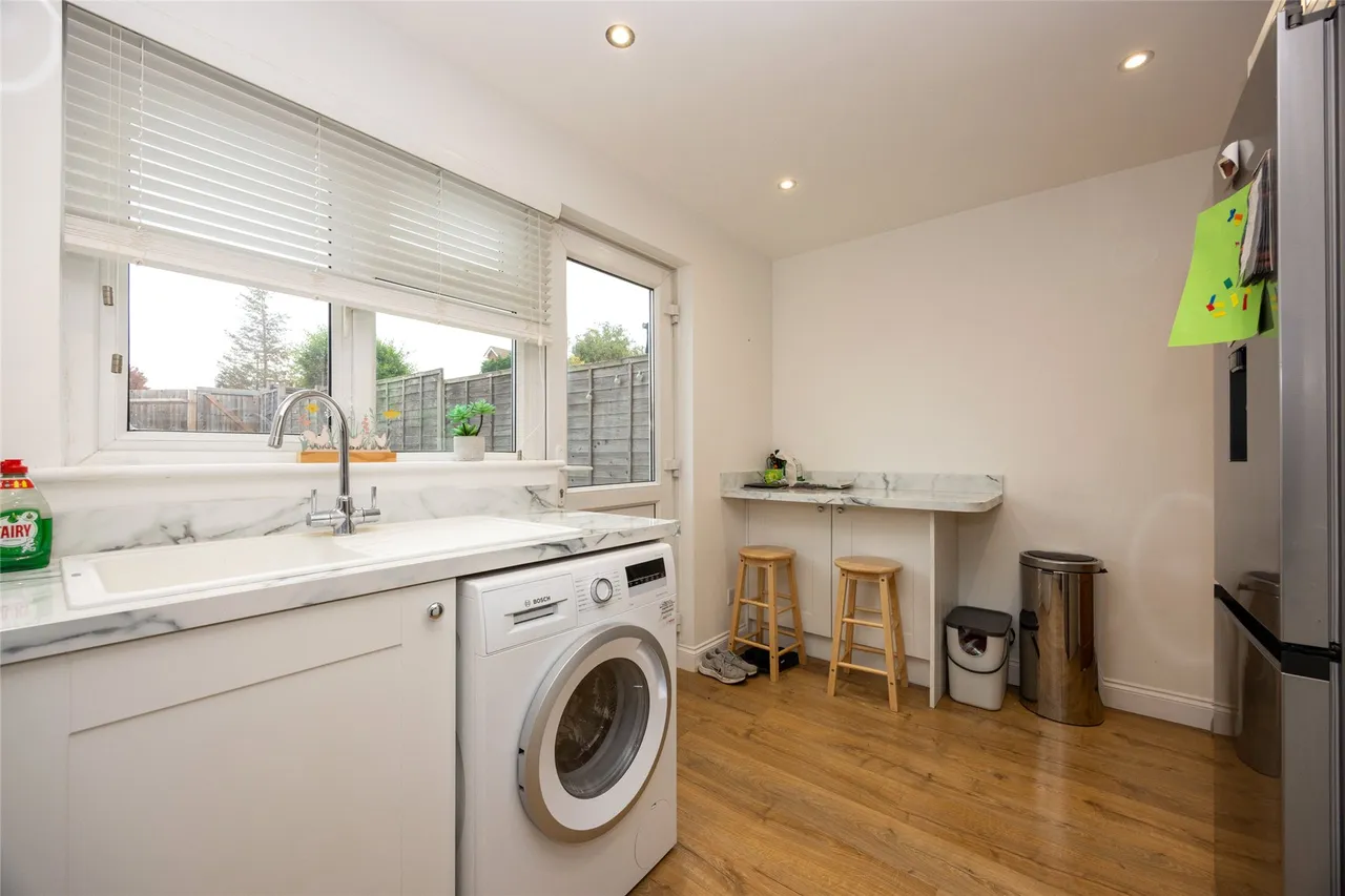 Speedwell Close, Guildford, GU4, photo 20