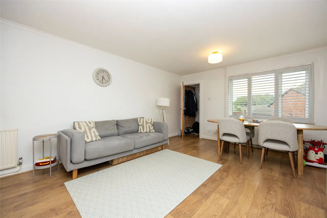Speedwell Close, Guildford, GU4, photo 18
