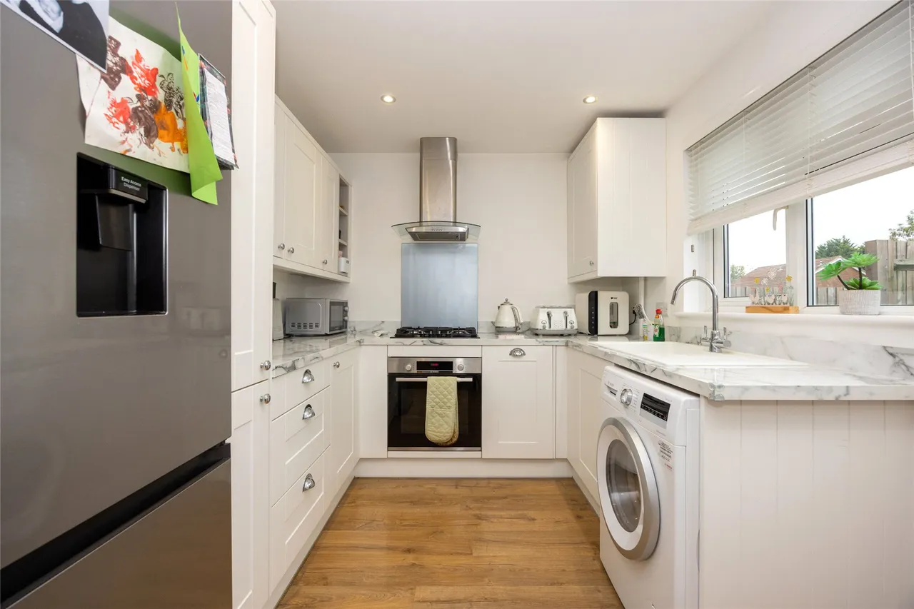 Speedwell Close, Guildford, GU4, photo 19